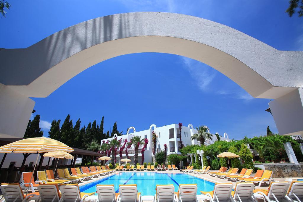 Natur Garden Hotel Bitez Esterno foto